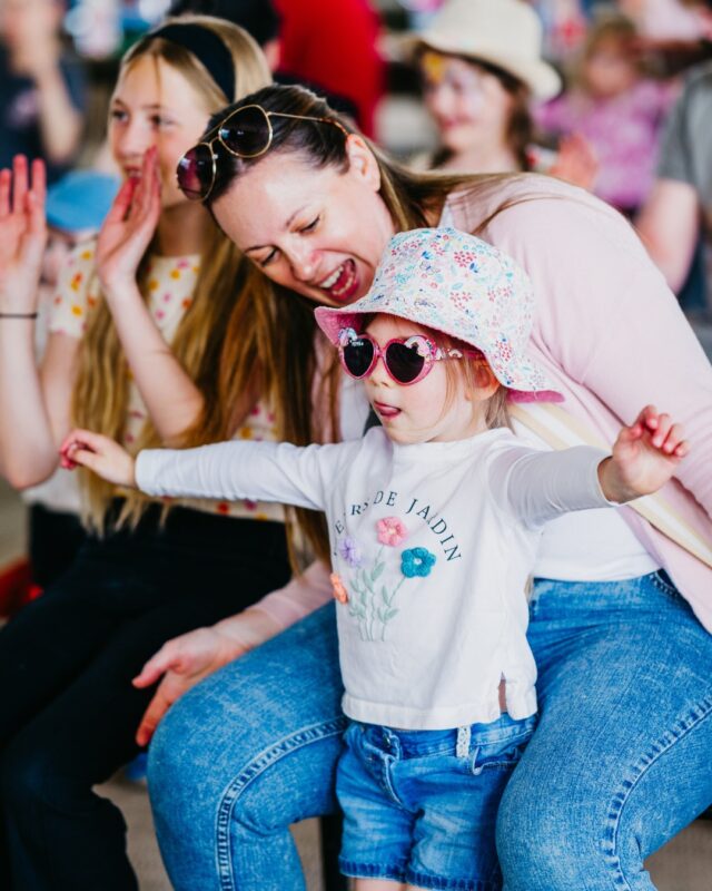 Make it a Hoppy Easter and join us for...

🐰 Live shows
🐰 Easter egg hunts 
🐰 Tractor trailer rides
🐰 Animal trail
🐰 Jumping pillows
🐰 Mystery trial
🐰 Oh, and the easter bunnies are back!

Find out what is on each day throughout the easter holidays over on our website 🔗