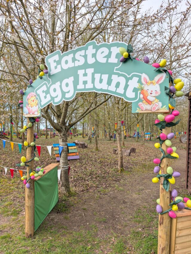 What's on the farm this weekend:

🥪 Our Cafe. Deli, Butchers and farm shop will be open all Easter weekend - including Easter Sunday!

🐰 Join our Easter bunnies and Barnyard Bonanza crew for exciting entertainment, shows and of course our Easter Egg hunts over at Countryside Adventure 🎟️