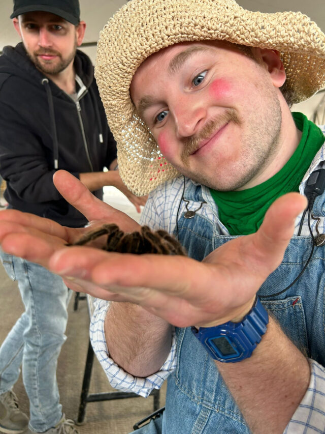 With just over two weeks until things get a little wild over at Countryside Adventure, it's your last chance to bag those early bird tickets! 

Roaming Reptiles 🦎
Saturday 23rd
Sunday 24th
Saturday 30th 
Sunday 31st

Dinosaurs 🦖
Monday 25th

Birds of Prey 🦅
Wednesday 27th
Thursday 28th
Friday 29th

PLUS Rover the Farmer will be at the farm throughout half term for fun and farm yard antics!

Grab your tickets before prices go up 🎟️