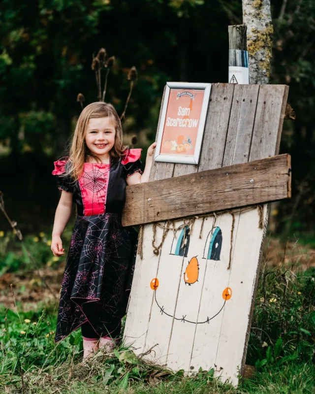 Looking for something to do with the kids this half term? 🤔

Spookyard will be back on the farm all half term, with zombie shows and entertainment, unlimited outdoor play and spooky surprises you won't be disappointed by. 

📍 @countrysideadventure_overfarm
🐈‍⬛ Tickets from £12.99
