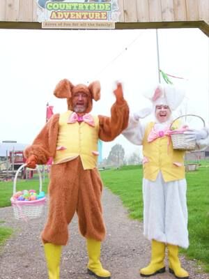 The first day of Easter Egg Hunts are complete! 🤩 We can't believe how many eggs were found, but don't you worry, we still have plenty left for your littles to discover! Make sure you grab those tickets, and we will see you soon 🐰🐰